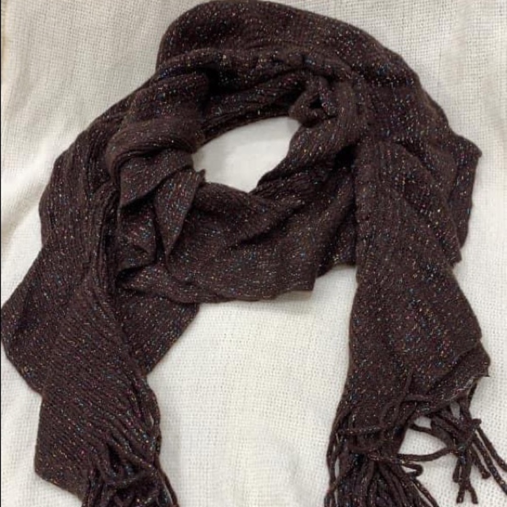 Brown glittery scarf